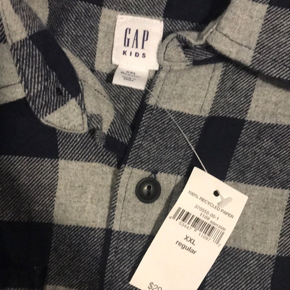 Boy button down - Picture 3 of 3